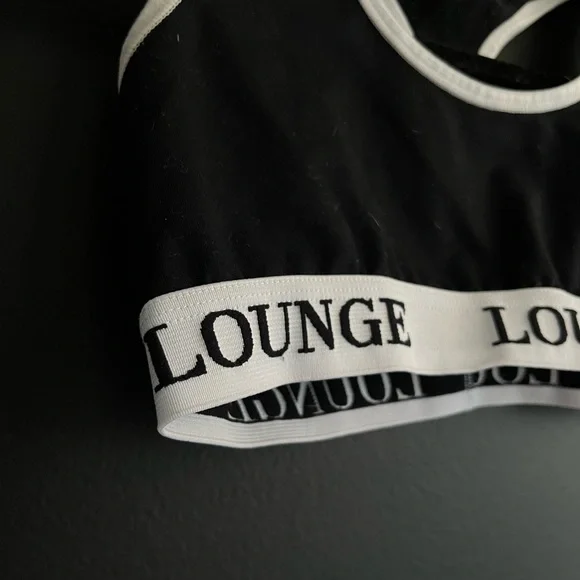 LOUNGEWEAR black sports bra - Picture 3 of 3